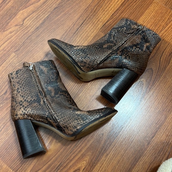Massimo Dutti Snake Print Ankle Boots Sz 36 / US 6 - Picture 4 of 7